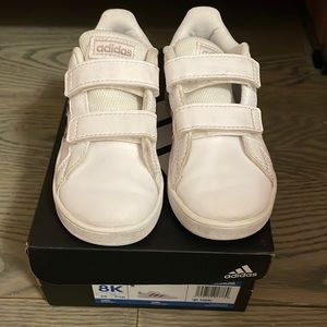 Adidas grand court sneakers